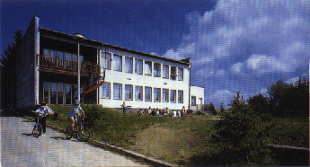 Zaji�t�no je bydlen� t� v modern�ch ok�lech...